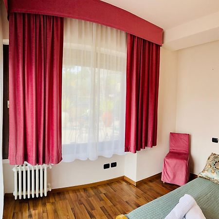 Welcome Traveller Frida'S Rooms Caprino Veronese Eksteriør billede